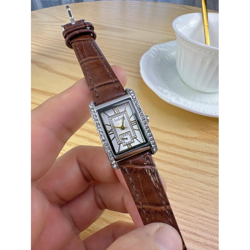 

Часы топ-бренда Модные с бриллиантовым внешним кольцом Женские кварцевые часы Модные кожаный ремешок Наручные часы Montre Femme Дропшиппинг