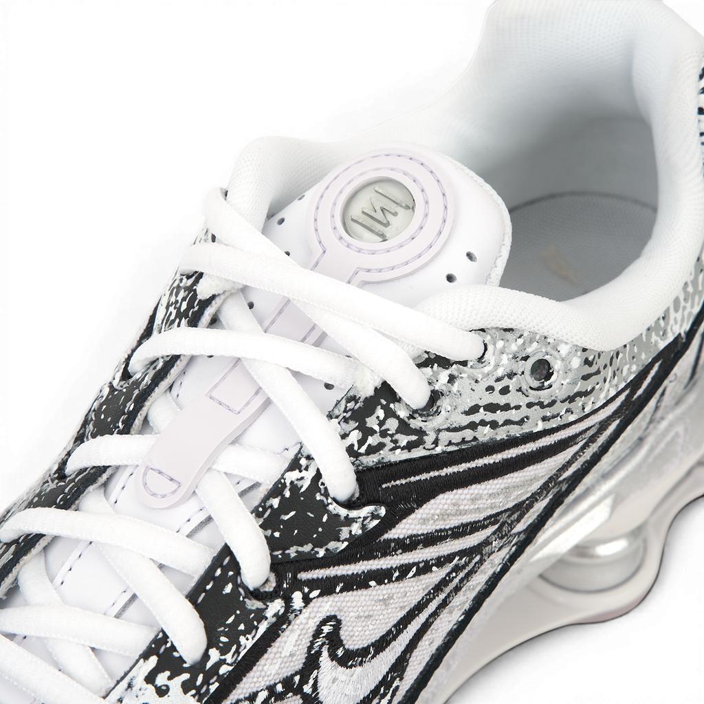 Nike Scarpe da ginnastica da uomo Shox Ride 2 Platino Metallico Uomo Grigio Bianco Nero IB8174-100
