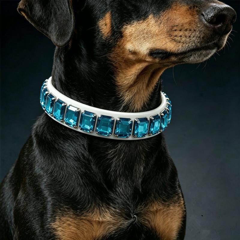 Bling Strass Hundehalsband Weißes PU-Leder Katzenhalsband Funkelndes Kristall Haustierhalsband Verstellbar für Hunde Tägliches Gassi Gehen Party Dekoration