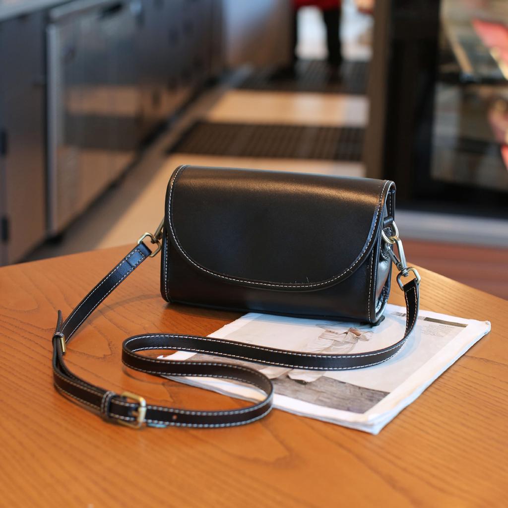 Cowhide Women, Shoulder Crossbody Shell Bag, Simple Fashion Bag, Girls Small Handbag