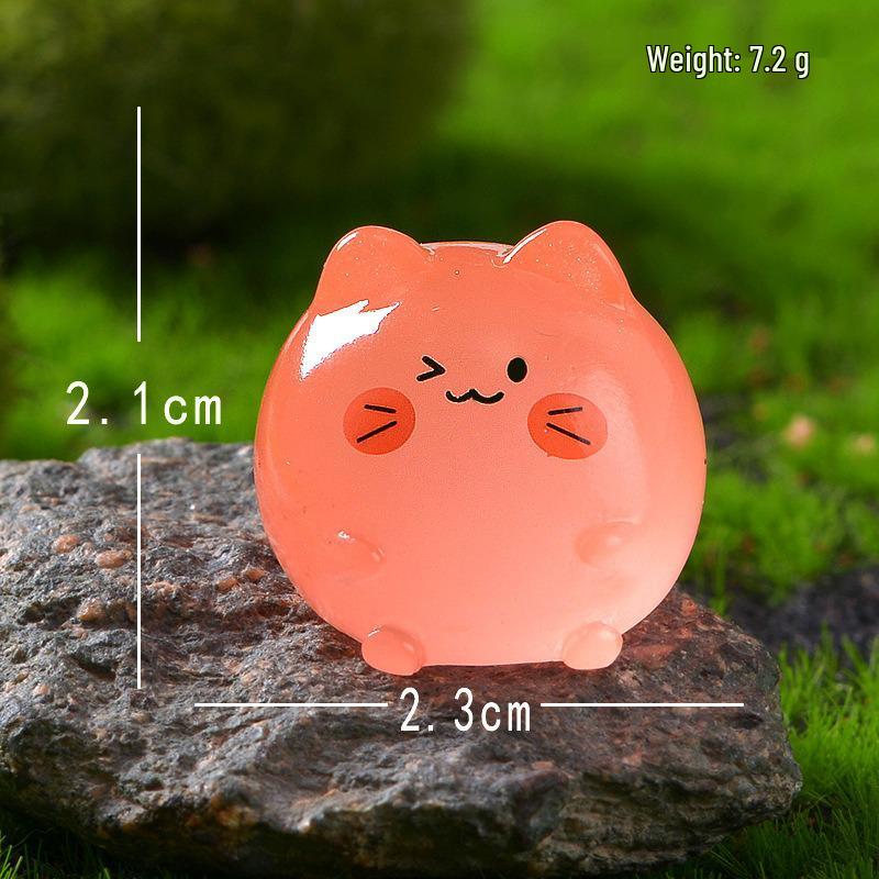 Cute Luminous Kitten Ornament: DIY Jewelry & 3D Resin Decor for Desktop Garden.