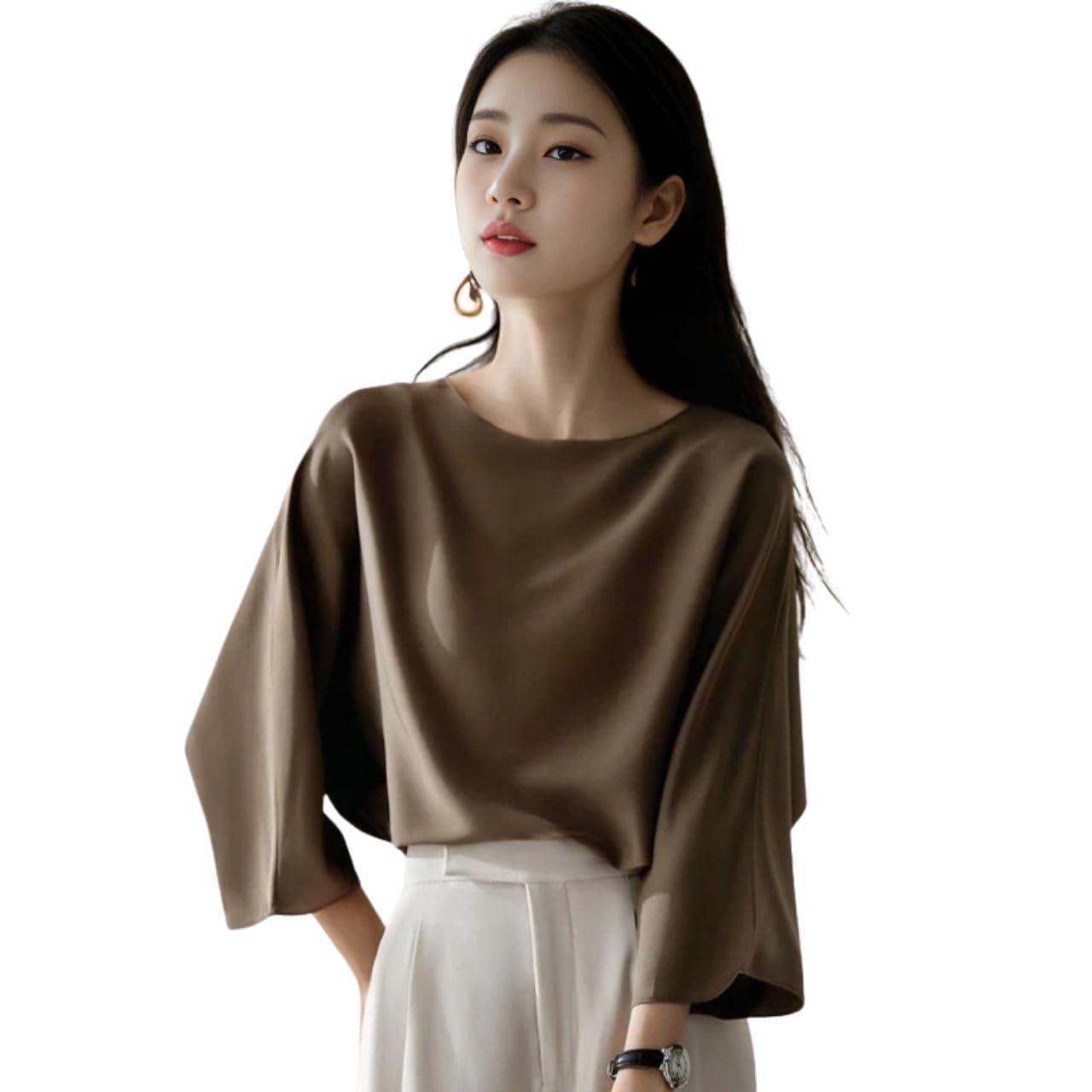 

Pullover Blouse with Round and a Solid This relaxed fit makes it easy to coordinate with other Simple and opaque and This stylish top is perfect for