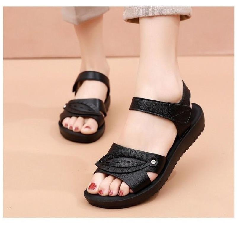 Summer Shoes and Sandals for Women, Middle-aged and Elderly People: Flat, Soft-soled, Flat-bottomed Cool Leather Shoes