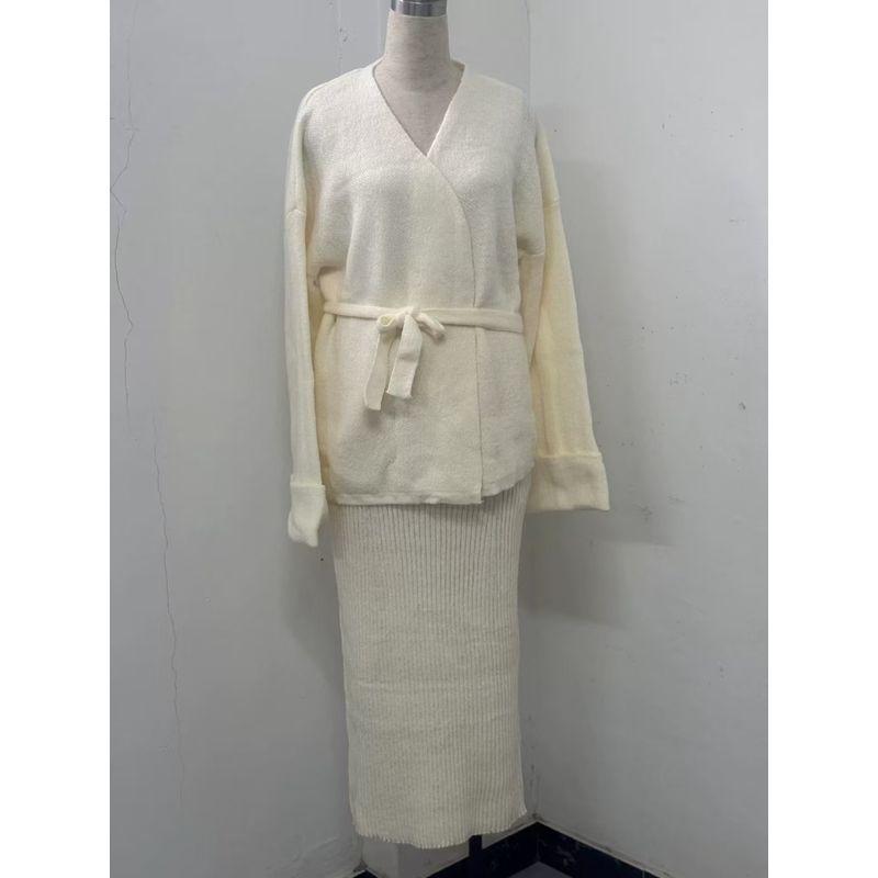 

Fashion Wind New Arrival Knitting Shoelace Sweater Skirt Suit Tie up Sweater and Skirt Set Milky White M