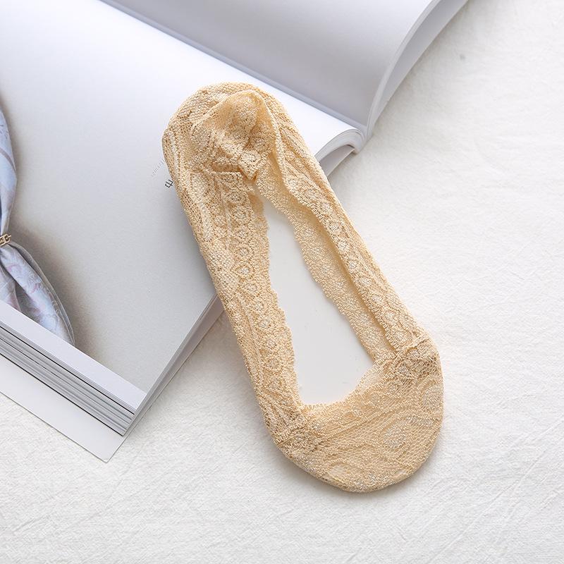Women's Summer Lace Low-Cut Socks, Thin & Breathable with Cotton Bottom and Silicone Anti-Slip Heel Grip.