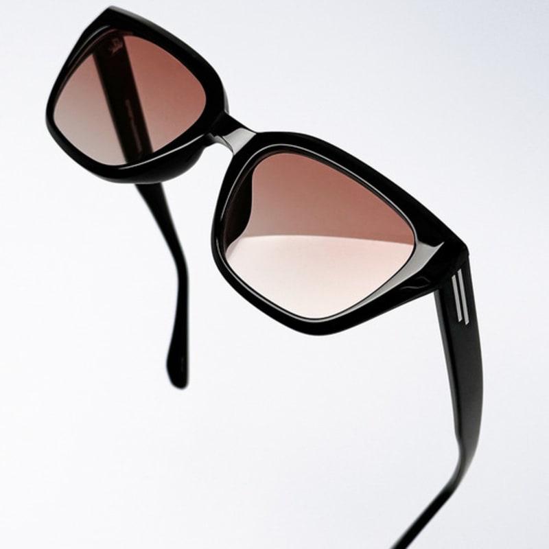 

STOP LOOKING JAMES_TRB Red-brown