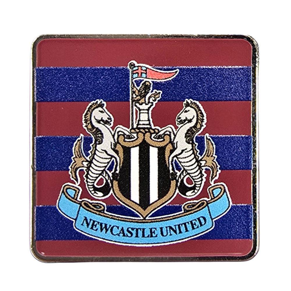 Newcastle United FC 1995-95 Away Keyring And Badge Set