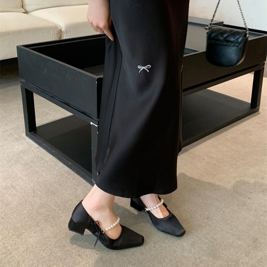 French Square Head Single Shoes Women's 2025 New Pearl Bow with Light Mouth Thick Heel Mary Jane Shoes