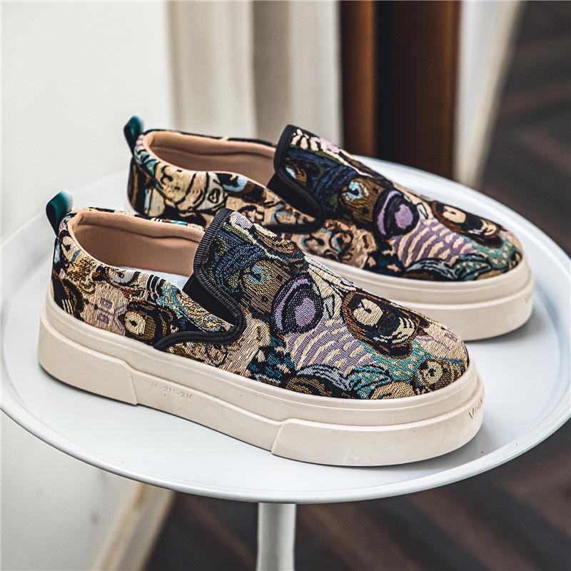 Hot Sale Design Canvas Slip On Shoes Men Bear Print Loafers For Men Casual Platform Board Shoes Men Breathable Driving Footwear