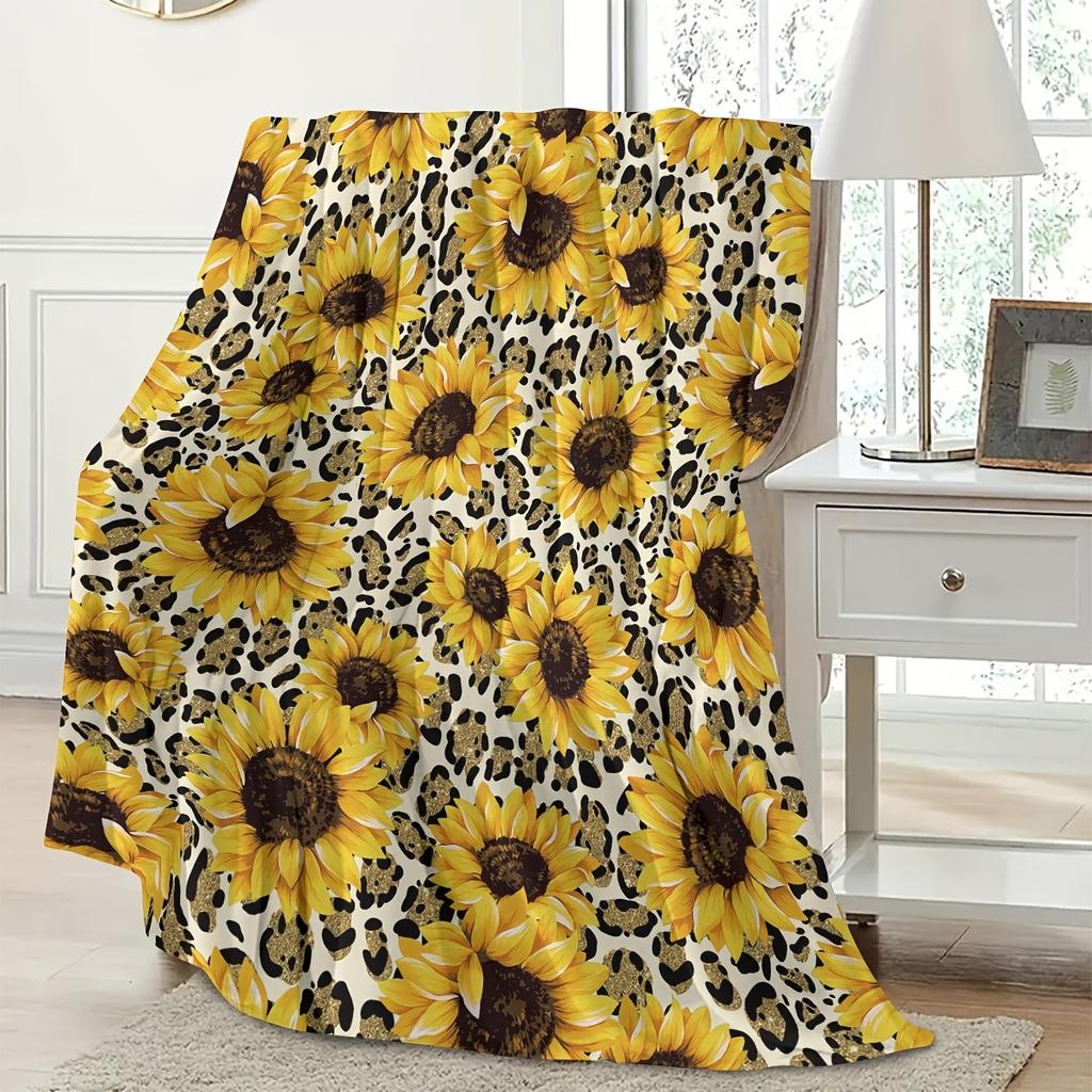 1pc Sunflower & Leopard Print Flannel Blanket - Soft, Warm, All-Season Cover for Couch, Office, or Christmas Gift, Machine Washa