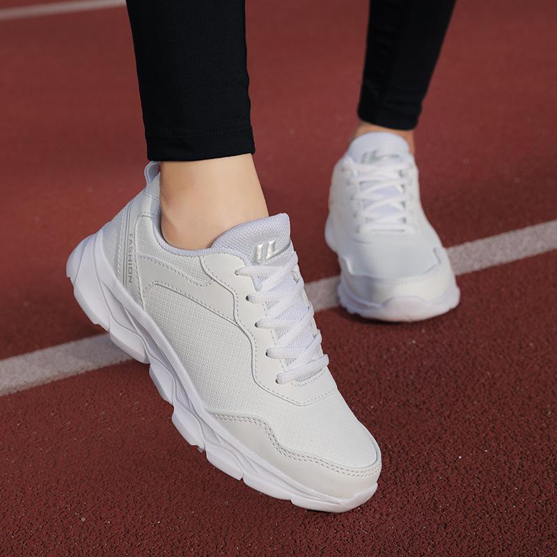 Spring and Autumn New Black Leather Waterproof Round Head Sports Shoes, Lightweight Soft-soled Flat-heeled Casual Shoes, Non-slip Single Shoes