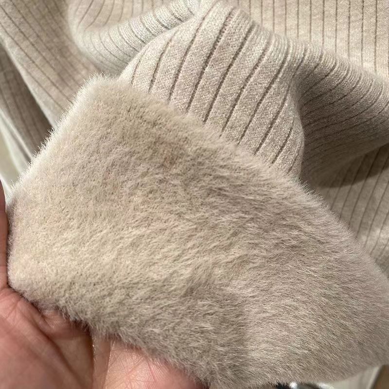 Высококачественный женский свитер — фото 14