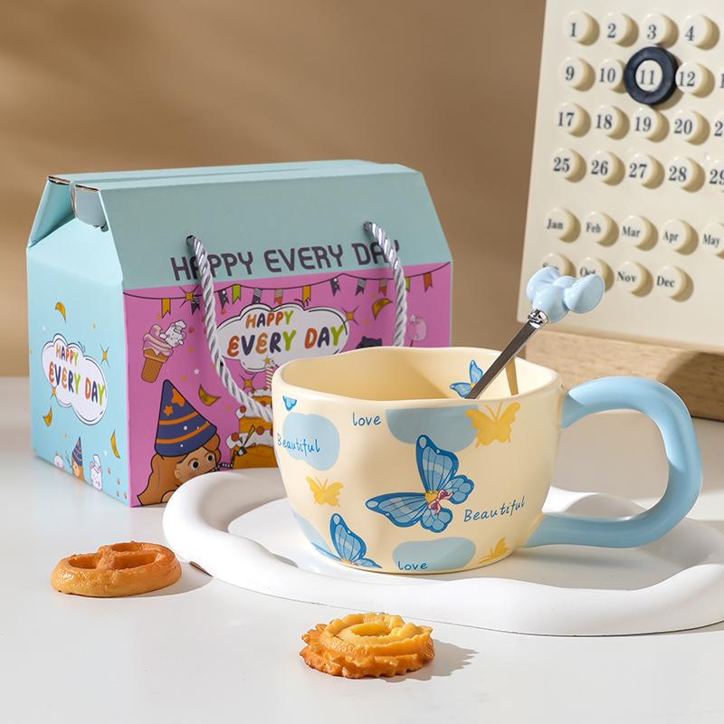 High Value Ins Style Ceramic Cup with Spoon Creative Household Couple Water Cup Gift Box Souvenir High End Sense Mug