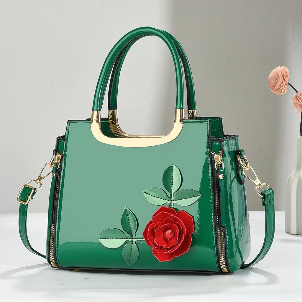 New Fashionable Large Capacity Single Shoulder Crossbody Bag with Painted Leather and Bright Flower finish
