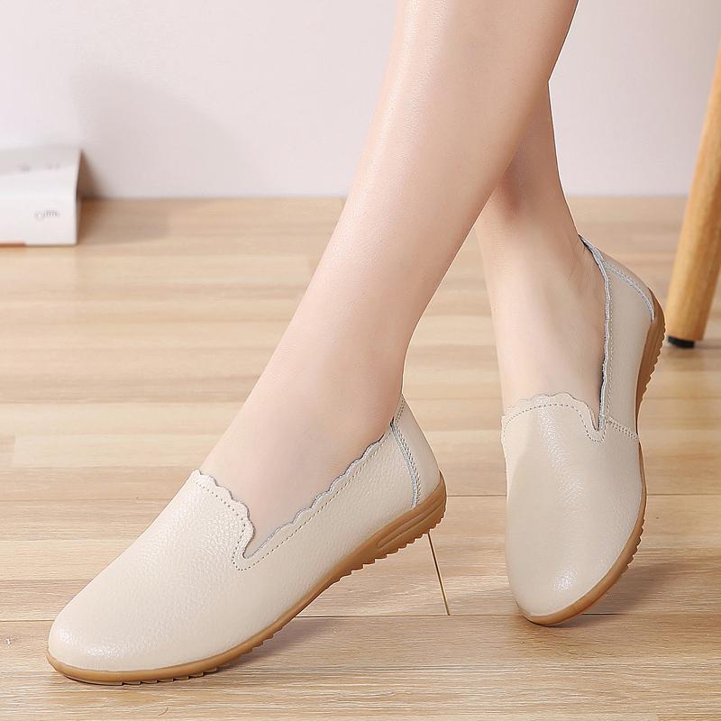 Women Slip On Moccasins Lady Simple Soft Driving Shoes Comfort Flats Nurse Loafers Minimalist Shoes for Mother