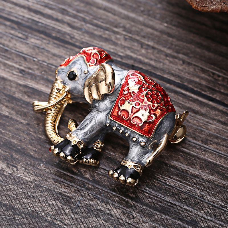 Vintage Luxury Enamel Elephant Brooches For Women Men Rhinestone Animal Dog Moon Star Brooch Pins Clothes Jewelry Accessories