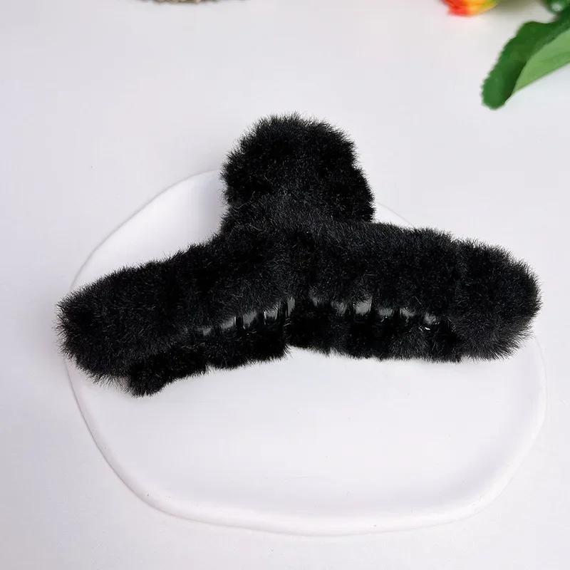 Fluffy Plush Faux Fur Big Crab Hair Claw Clips Women Girls Winter Ponytail Holder Hair Barrettes Clamps Hair Accessories Cheap