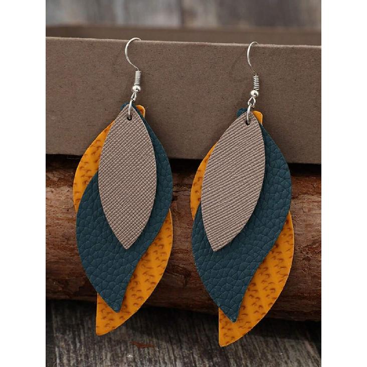 1 Pair Creative Multi-Layer S-Shaped Leaf Leather Earrings, Vintage 3-Layer PU Leather Earrings For Women, Gift Earrings