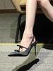 Neues Design gepunktete Strassschleife sexy schwarze High Heels dünner Absatz kleiner eckiger Kopf schöne flache Mündung einzelne Schuhe