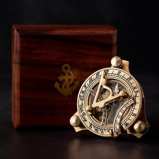 Brass Sundial Compass with Wooden Box Engraved Compass Anniversary, Graduation, Retirement, Christmas Gift Couples 10.16 cm