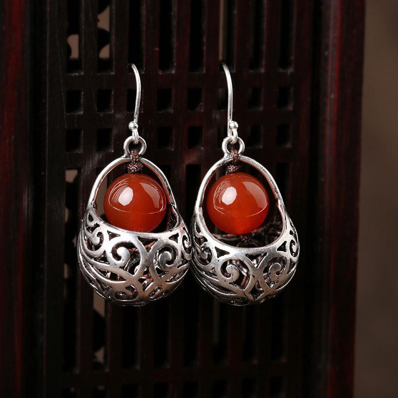 

Оригинальные дизайнерские новые этнические красные круглые полые серьги ретро темперамент изысканная роскошь женские украшения