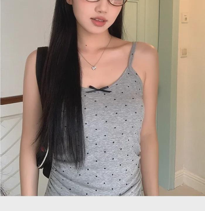 Retro Graues Gepunktetes Spaghettiträger Taillenbetontes Kurzes Kleid