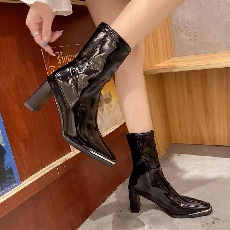 

Женские кожаные ботильоны с квадратным носком, элегантные туфли на высоком каблуке, женская мода 2025 года, зимние новые туфли-лодочки, мотоциклетные ботинки Mujer Botas 39 чёрный