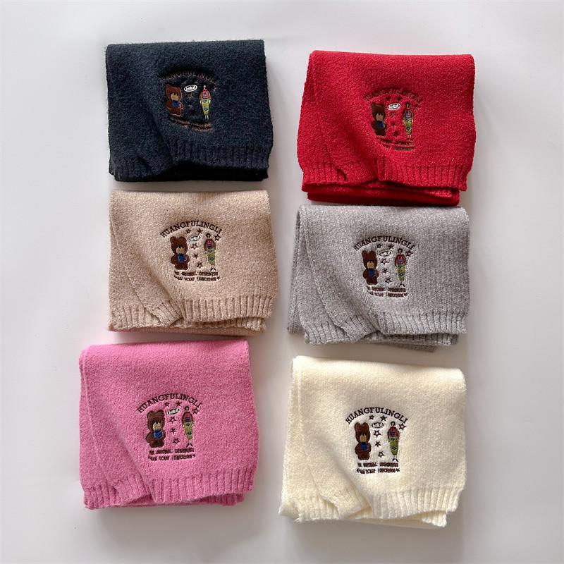 A New High End Women's Winter Scarf with Bear Embroidery  Thick and Warm Cold Proof Knitted Woolen Scarf Shawl