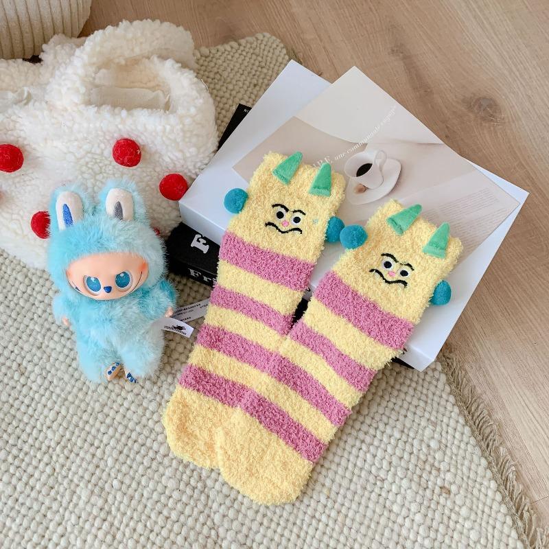 Half-fleece Socks, Winter Fleece Thickening and Warmth, Coral Fleece Socks, Cartoon Cute Floor Socks, Sleep Socks