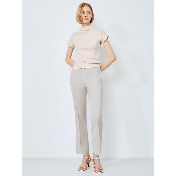 Chybí jí kalhoty s rovným lemováním na zádech SwwSlo22020