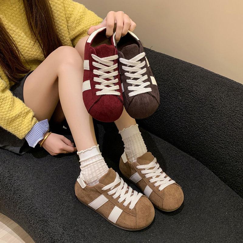 Leather retro versatile German training shoes women's shoes 2025 autumn new flat bottom inner height increase leisure sports Forrest Gump shoes