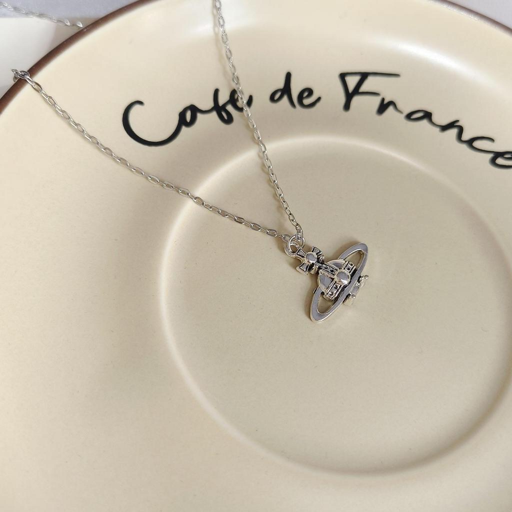 "European & American Double-Layer Love Necklace: Hip-Hop Inspired Long Sweater Chain for Women"