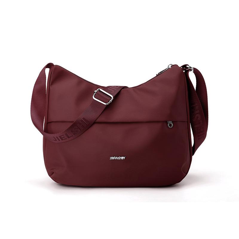 

Women s Messenger Bag Oxford Cloth Autumn and Winter Large Capacity Travel Bag Versatile Commuting Shoulder Waterproof Canvas Bag 32*7*25cm