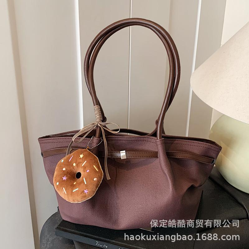 Large Capacity Pleated Bag Women's Autumn and Winter 2025 New Retro Niche Design Shoulder Underarm Bag Commuter Tote Bag