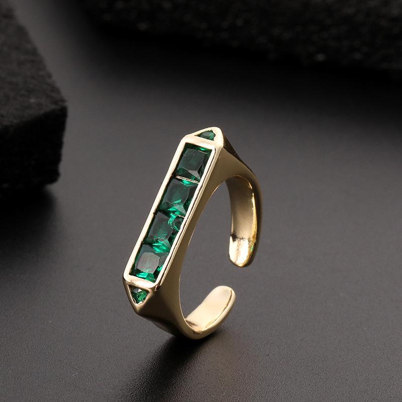 Vintage grandmother green gemstone ring zircon eye snake metal ring niche design temperament open ring
