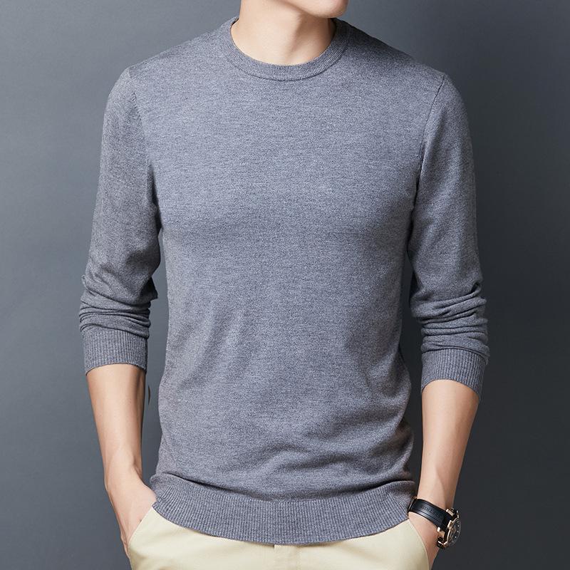 Pánský svetr Slim Fit s kulatým výstřihem - Jednobarevný ležérní pletený svetr s dlouhým rukávem