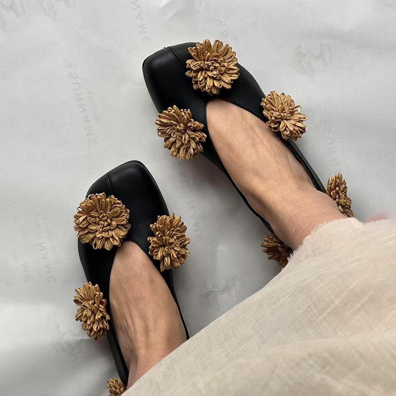Sheepskin Version~ New Small Flower Shallow Mouth Square Head Comfortable Single Shoes Niche Design Soft Sole One Pedal Flat Shoes Women