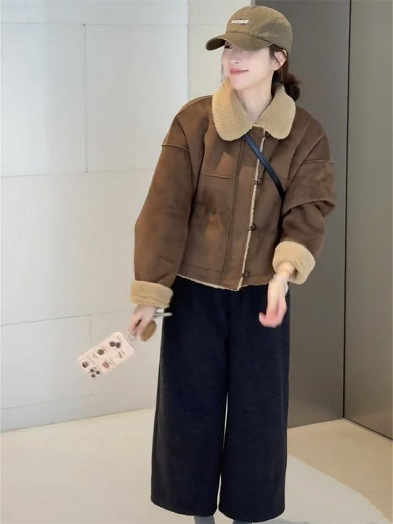 

Cotton lamb fur integrated coat women s 2025 winter new retro loose and thin deerskin velvet top trendy XL кавовий