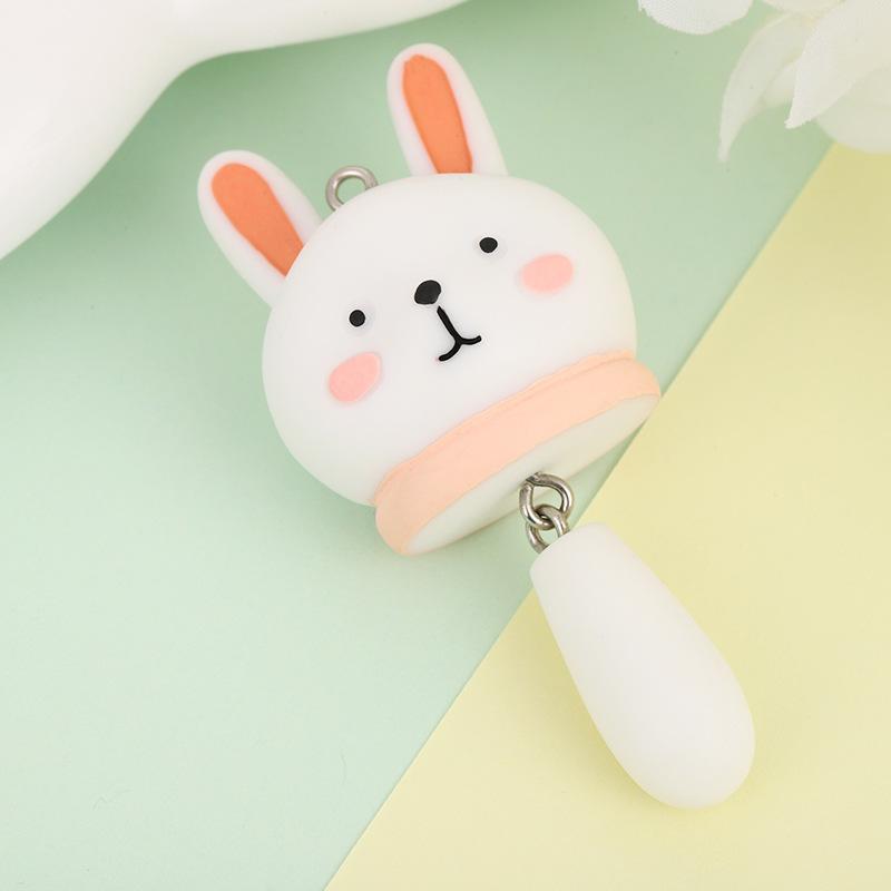 Cartoon Resin Cute Animal Bear Panda Cat Keychain Creative Shaking Tail Car Charm Bag Pendant Children Diy Keychain Accessories
