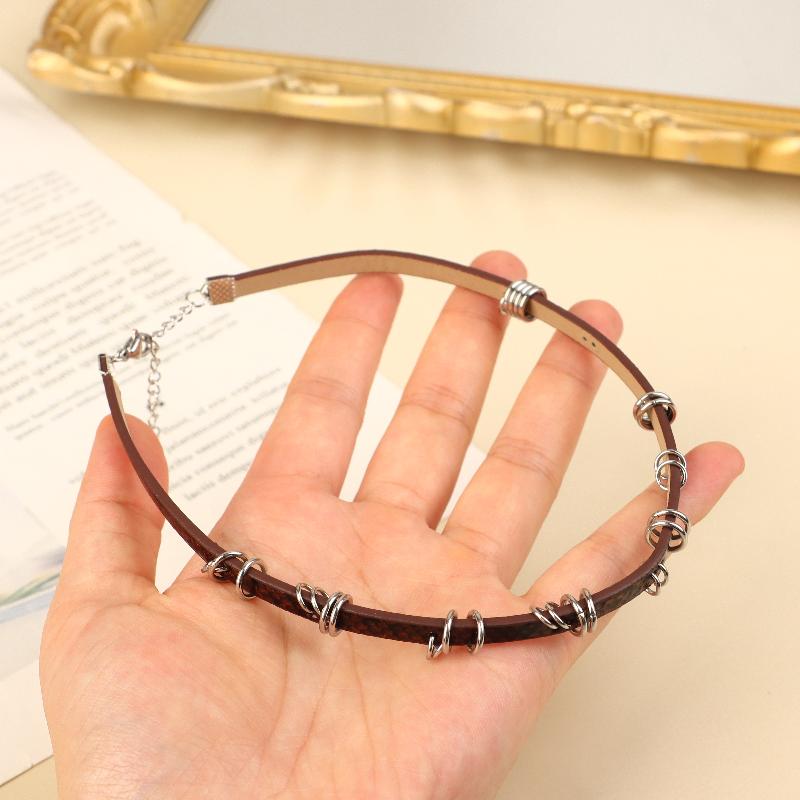New Punk Trendy Gothic Thorns Pu Leather Collar Chain Choker Necklace For Women Men Fashion Vintage Jewelry Y2K Accessories Gift