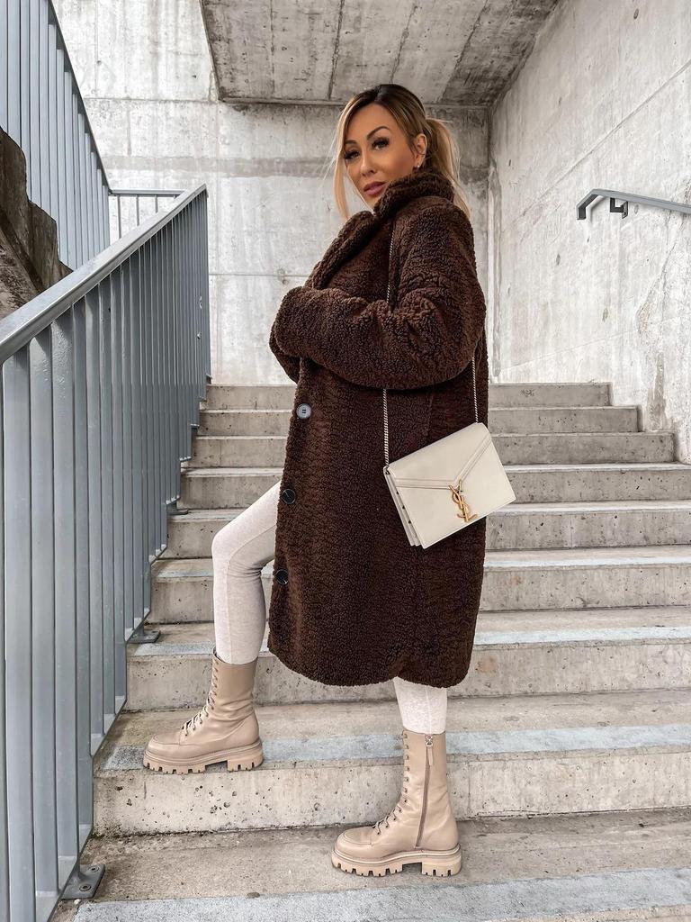 2025 Autumn/Winter Women's Plush Long Coat: Furry, Long-Sleeved, Turn-Down Collar