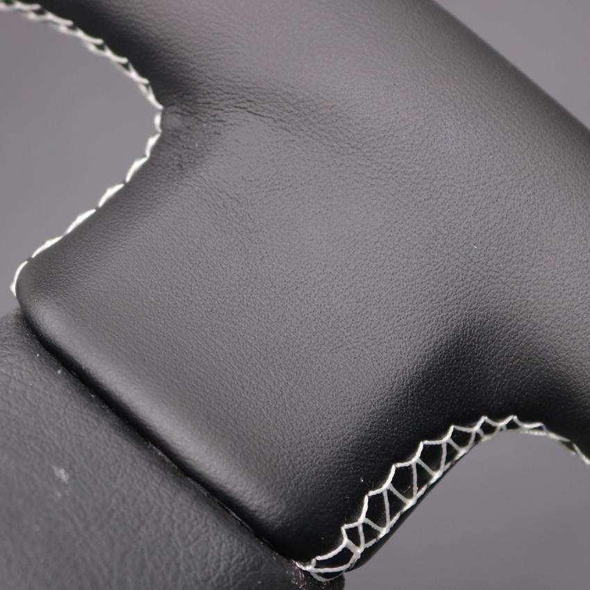 Schwarzes PU-Kunstleder, handgenähte Auto-Lenkradabdeckung für Peugeot 308 308 CC SW 2007-2015 RCZ 2010-2015 3008 5008 2009-2017