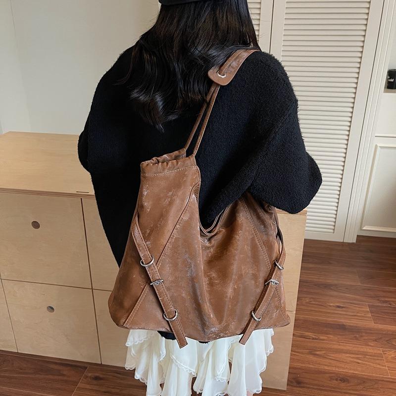 Fashion women's bag summer new casual versatile commuter tote bag large capacity shoulder bag retro bag