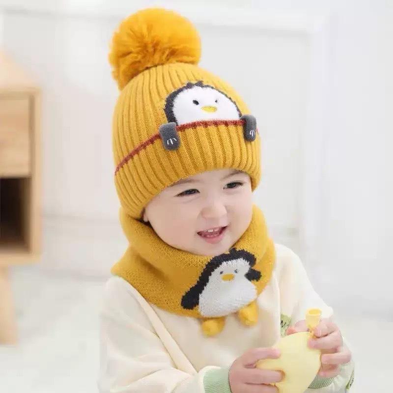 Children's Autumn and Winter Hat and Scarf Set, Boys and Girls' Thick Yarn Knitted Scarf and Ear Protection Two-piece Set