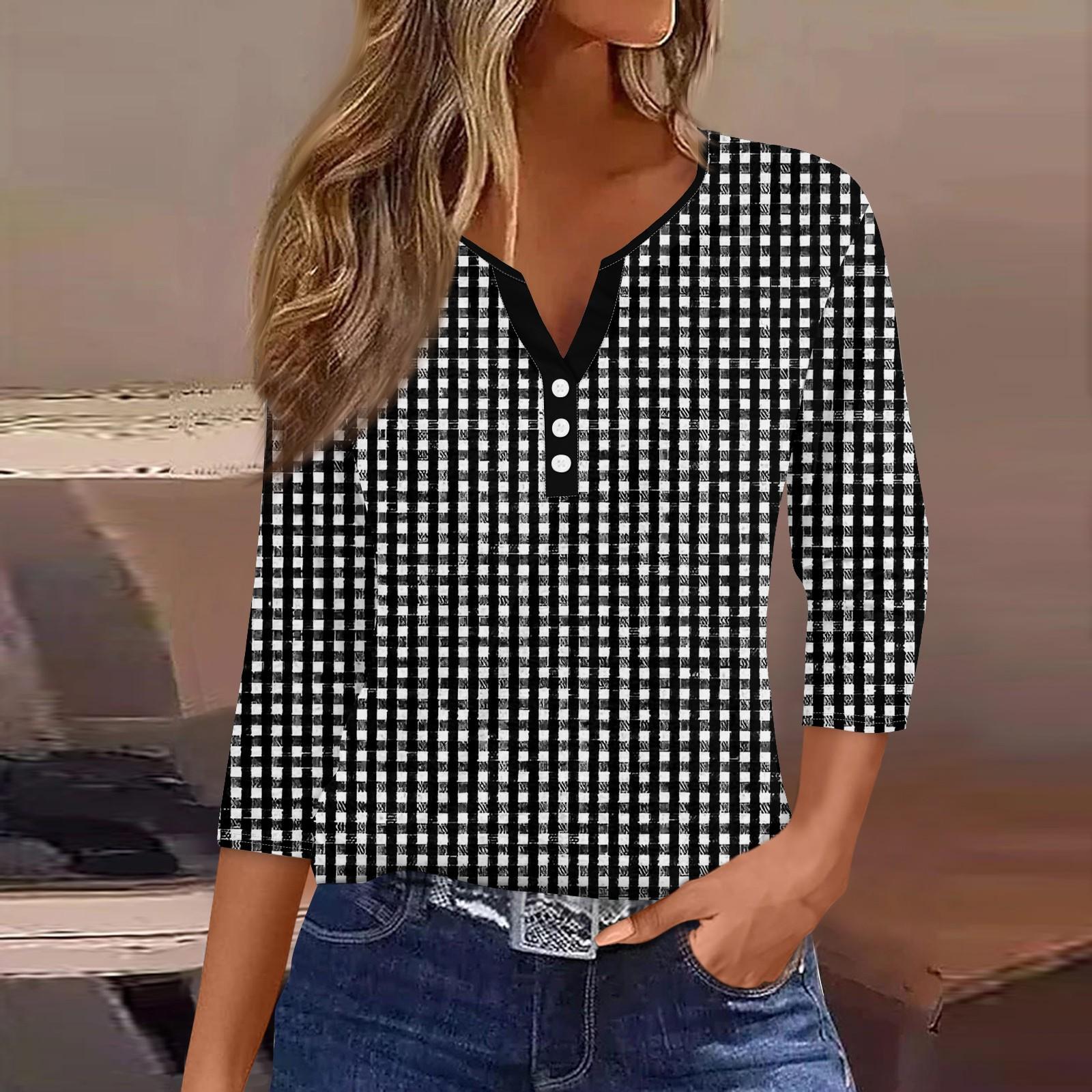 

Жен. Футболка Футболка С принтом Пуговицы Рукав 3/4Ежедневно Выходные Мода Классический Топ с v-образным вырезом Обычный S чёрный
