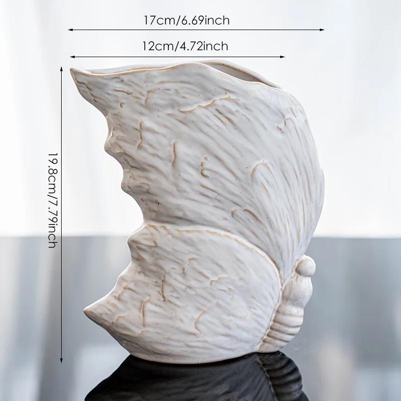 

Біла керамічна ваза Статуетка метелика Ваза для квітів Комаха Квіткова композиція Ручна робота Порцеляновий тераріум Домашній декор білий