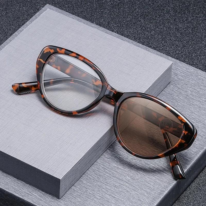 Women Fashionable Pochromic Reading Glasses Color Changing Far Sight Eyeyglasses Men Vintage Retro Cat Eye Presbyopia