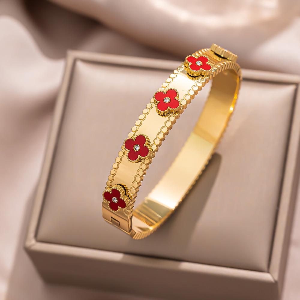 Brățară din oțel inoxidabil care nu se estompează, brățară cu trifoi de ultimă generație pentru fete