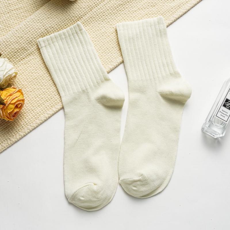 Women Solid Color Mid-tube Socks Vertical Striped Versatile Autumn and Winter Socks Boneless Pile Socks Sports Socks for Women