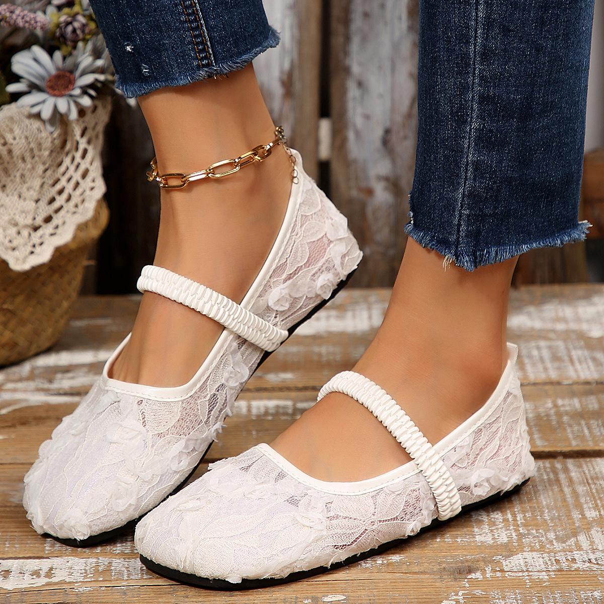 

Large size lace mesh square head shallow mouth single shoes women s foreign trade flat bottom casual breathable ballet elastic loafers 36